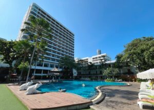 Cosy Beach Hotel Pattaya обзор отеля